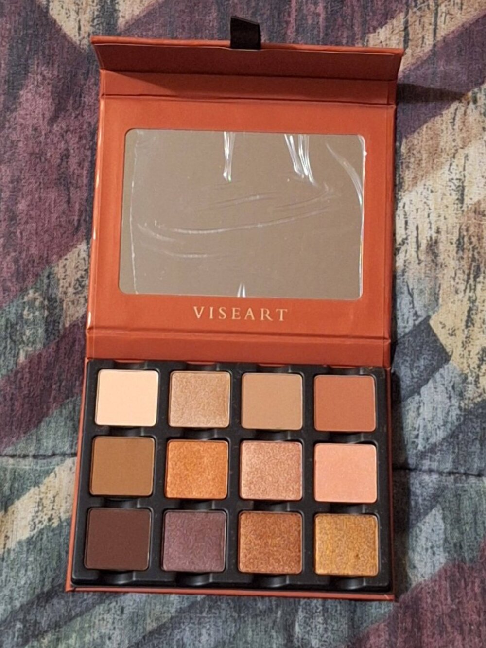 Viseart Minxette Étendu Eyeshadow Palette – Lightly Swatched